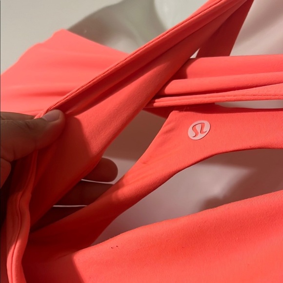 Lululemon Women's Coral Top - Picture 6 of 7